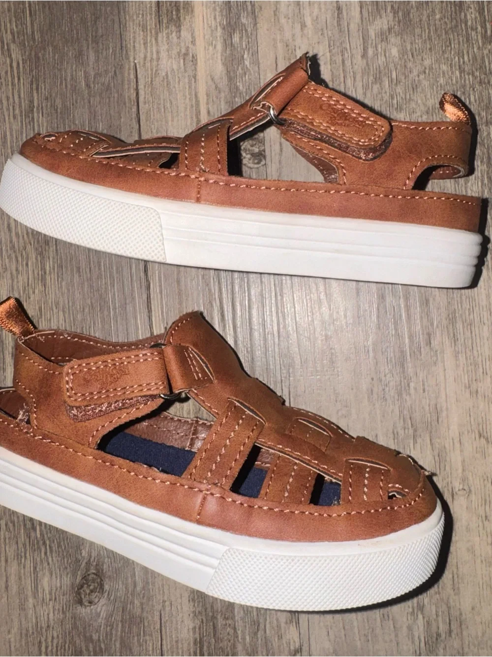OshKosh B'gosh Tan/Brown Kids Closed-Toe Fisherman Sandals